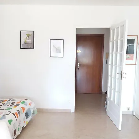 Apartment F1 Avec Garage